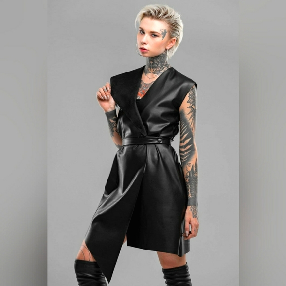 💖 💖 NWT Vegan Leather Asymmetrical Wrap Dress, Black, Size XL - Picture 9 of 10